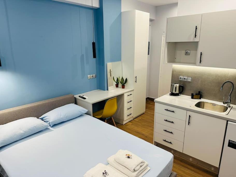 Blue Suite At Piraeus Port Buitenkant foto